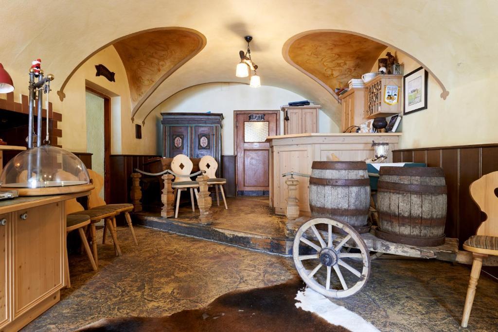 Hotelchen Doellacher Dorfwirtshaus Grosskirchheim Exterior foto
